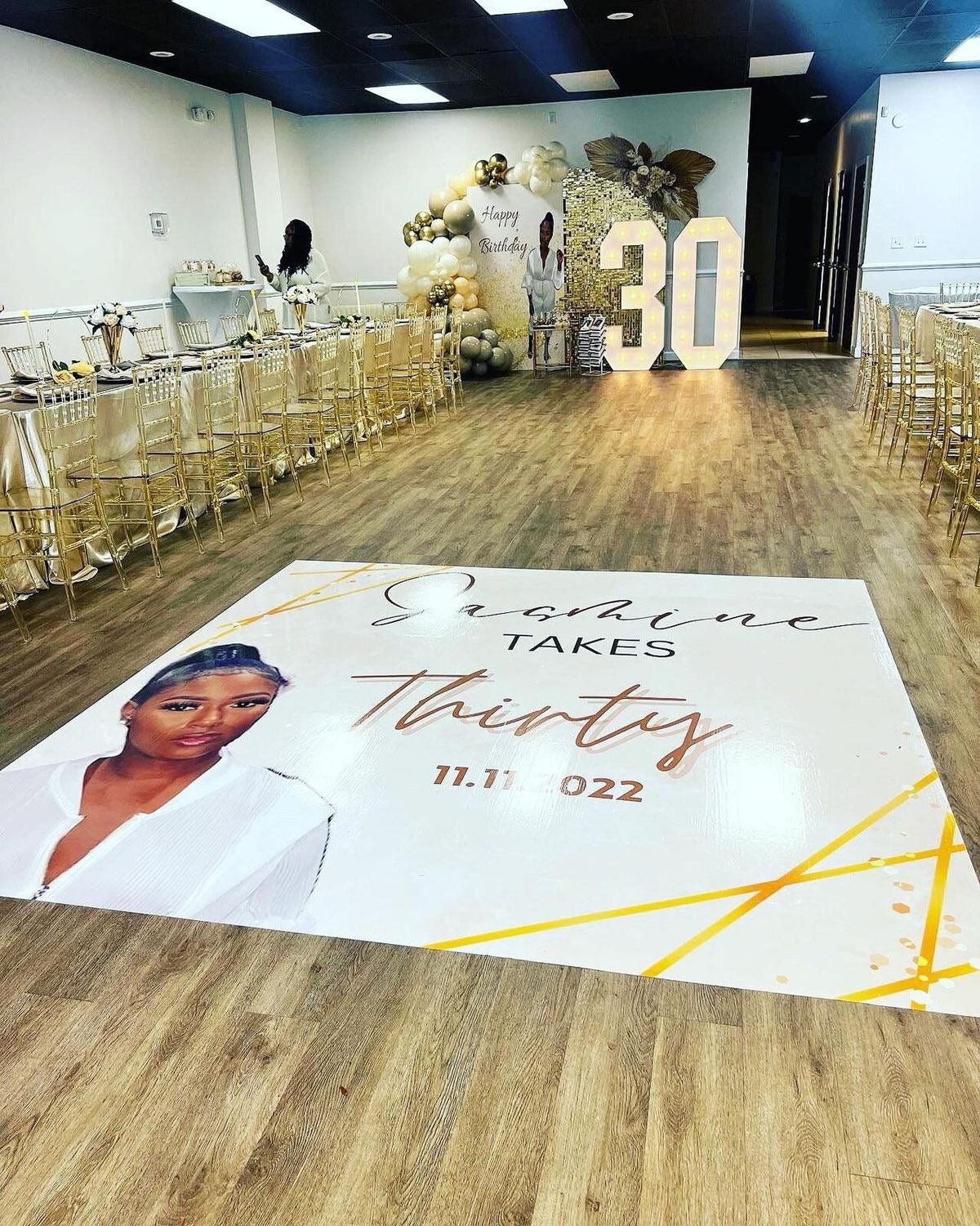 Floor Wrap